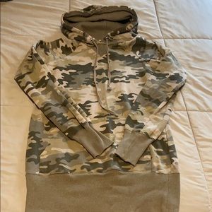 Mossimo long length camo hoodie